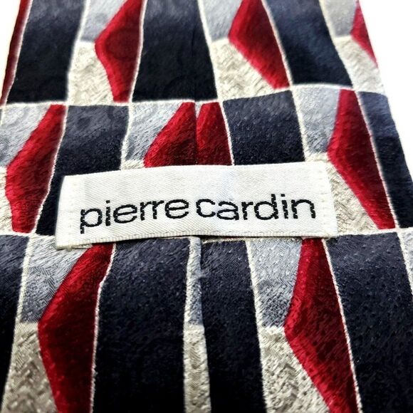 Pierre Cardin Gray Red Print Geometric Wide Silk Tie - Picture 3 of 6